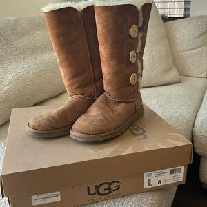 Authentic UGG with Bailey button triplet tall boots in chestnut